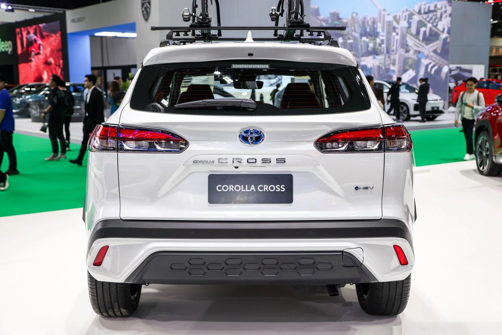 New Toyota Corolla Cross 1.8HV-14