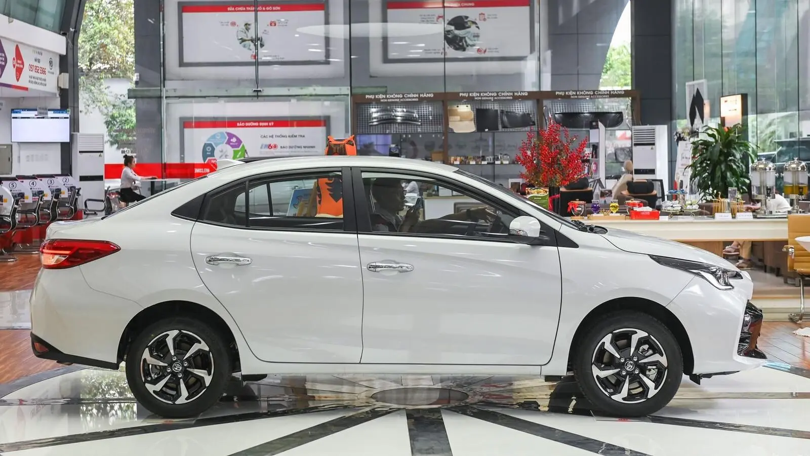 Toyota Vios 1.5G CVT-10