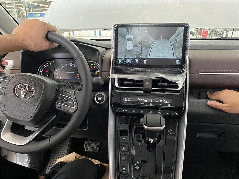 Toyota innova 1 Toyota innova 1