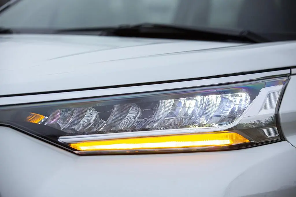 Toyota veloz-10