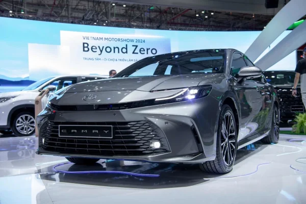 toyota-camry-the-he-moi-bv-25-rcv8xii (1)