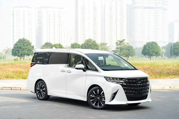 Toyota Alphard 2.4 Turbo-6