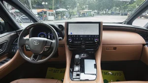 Toyota Alphard 2.5 HEV-2