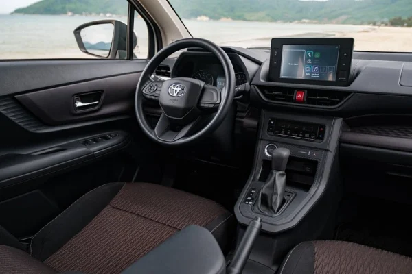 Toyota Avanza 7