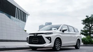 Toyota Avanza Premio-1