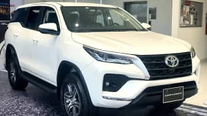 Toyota Fortuner 2.4 MT Dầu 4x2