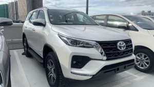 Toyota Fortuner 2.4AT Dầu 4x2