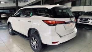 Toyota Fortuner 2.4AT Dầu 4x2-1